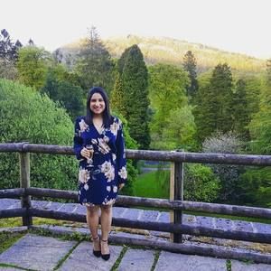 Meet your Posher, Elizabeth